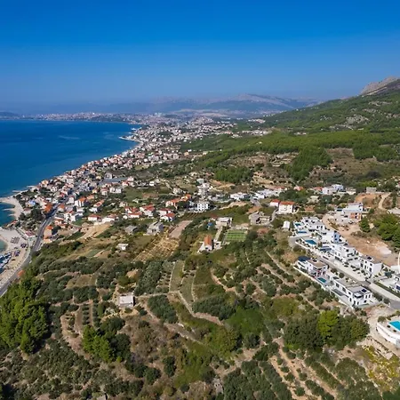 Luxury 5-bedroom Princess Korina With Heated Pool, Pool Table, Sauna, A Hot-tub Villa